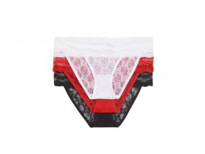 White / Red / Black Wacoal b.tempt'd Lace Kiss Pack Bikinis | CNAJOPG-87