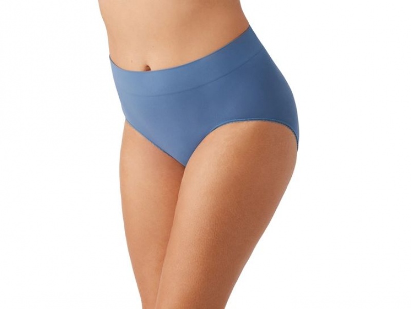 Blue Wacoal Feeling Flexible Brief | SLIMUCZ-61