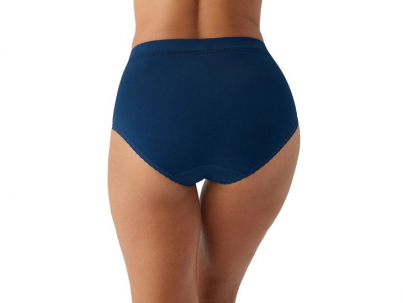 Navy Wacoal B-Smooth® Pretty Brief | SPNBRJQ-51